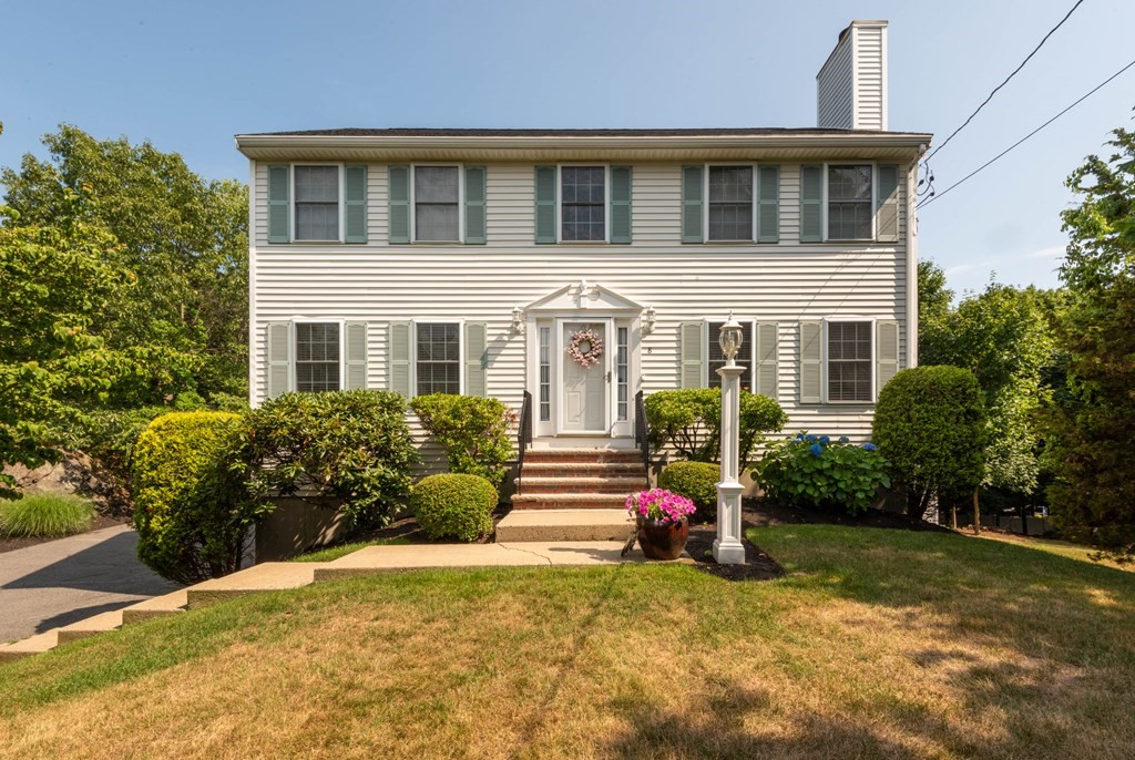 8 Patton Road Salem, MA 01970 - Photo 1 of 42