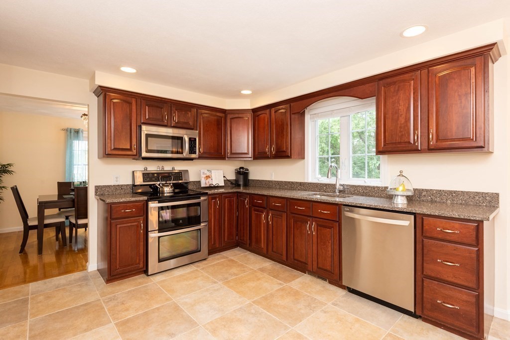 8 Patton Road Salem, MA 01970 - Photo 13 of 42