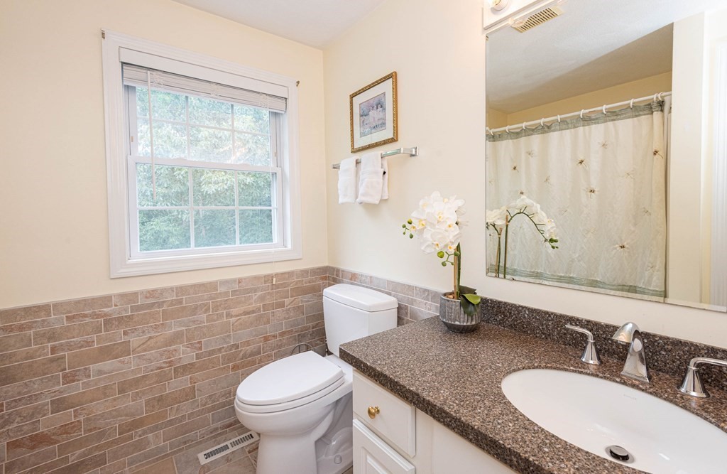 8 Patton Road Salem, MA 01970 - Photo 28 of 42