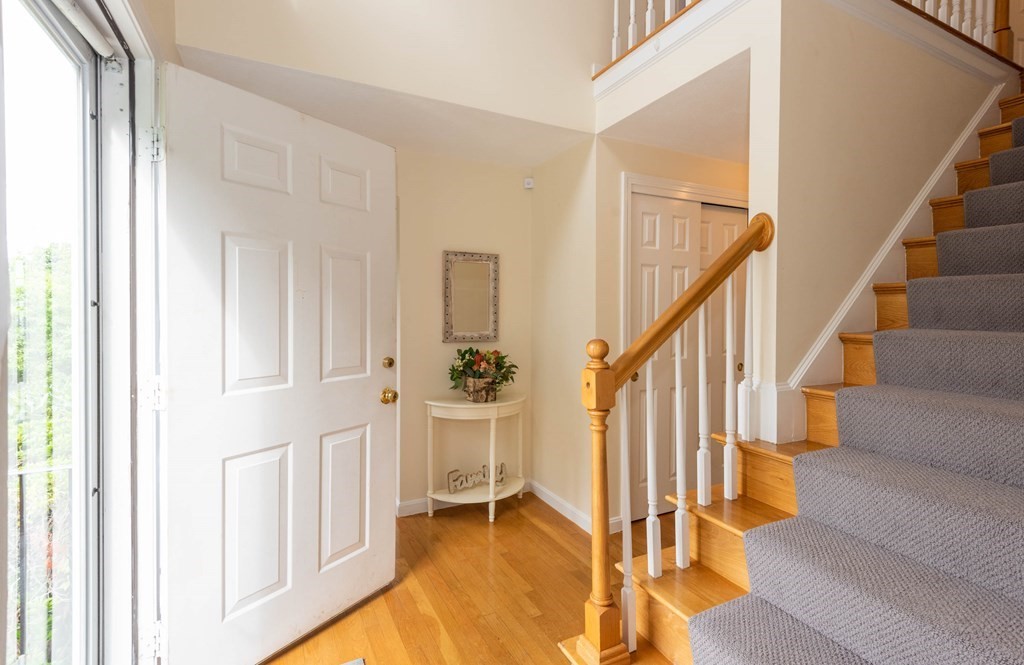 8 Patton Road Salem, MA 01970 - Photo 5 of 42