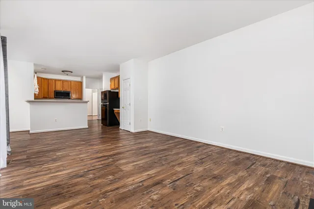 $735,000 | 17148 Magic Mountain Drive, Round Hill, VA 20141