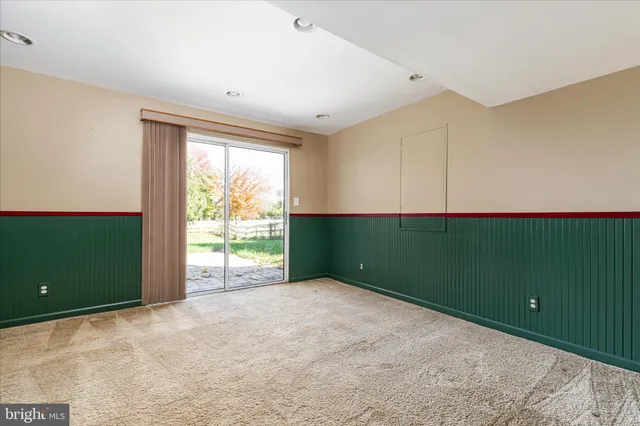 $735,000 | 17148 Magic Mountain Drive, Round Hill, VA 20141