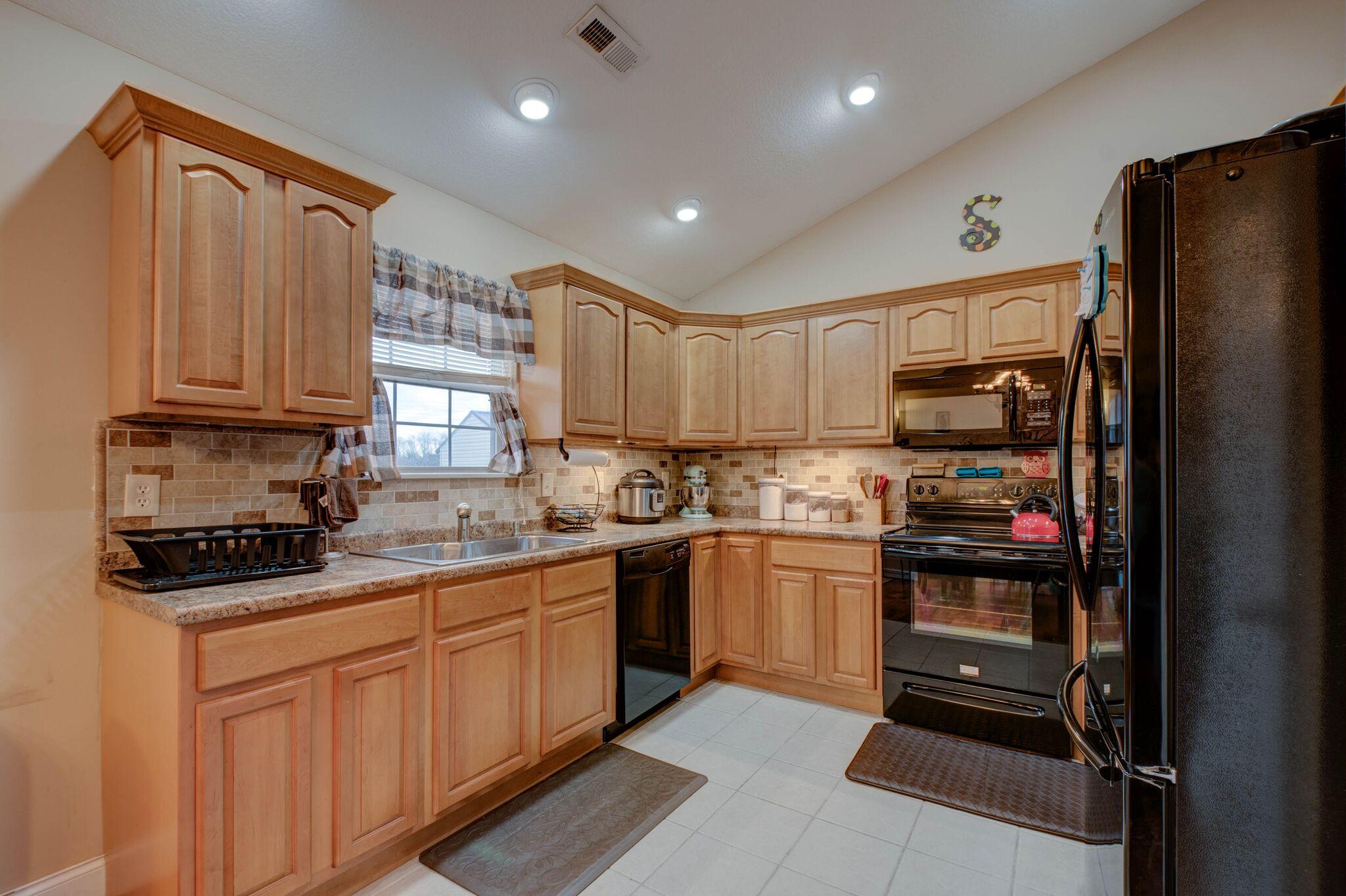 8440 Reality Lane Corryton, TN 37721 - Photo 6 of 20 11EA624B-135F-4BB1-9A65-CEBB62DBF826