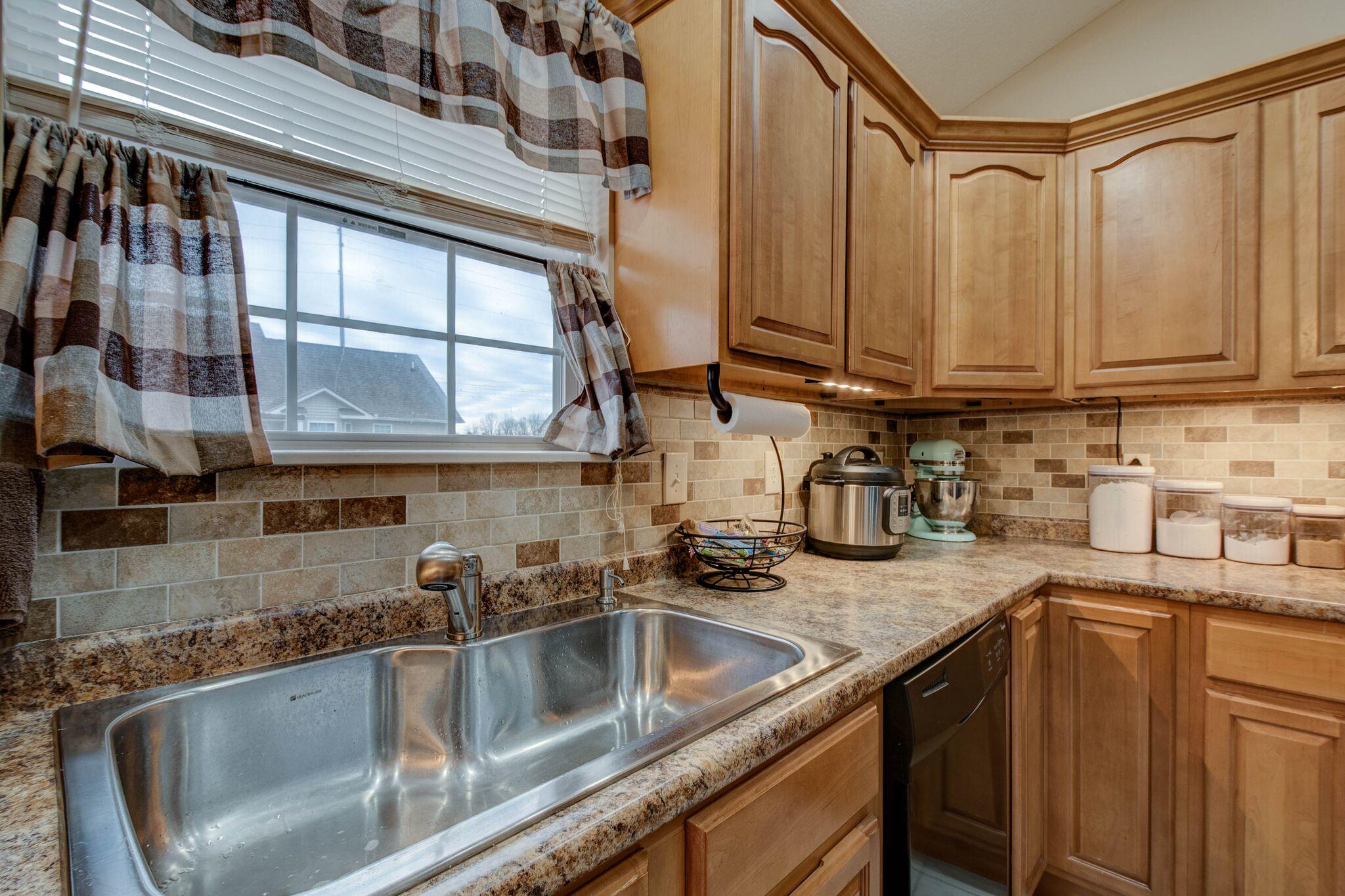 8440 Reality Lane Corryton, TN 37721 - Photo 8 of 20 E9E7D10D-A5F8-48F8-AE50-4439B315ED94