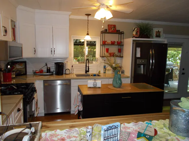 $345,900 | 38703 Desert Greens Drive East, Palm Desert, CA 92260