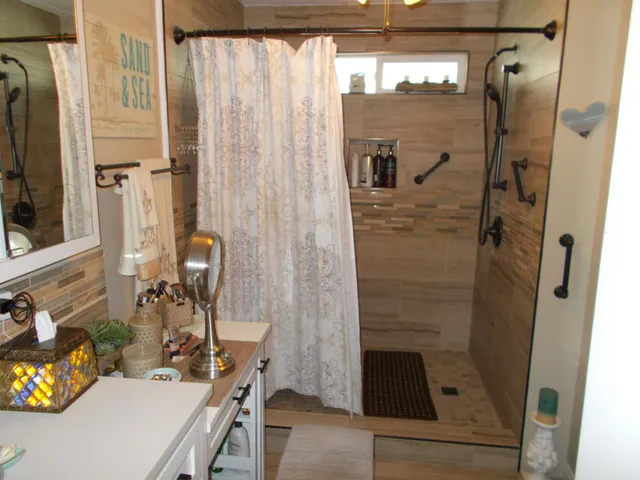 $345,900 | 38703 Desert Greens Drive East, Palm Desert, CA 92260