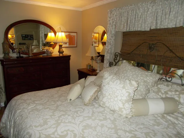 $345,900 | 38703 Desert Greens Drive East, Palm Desert, CA 92260