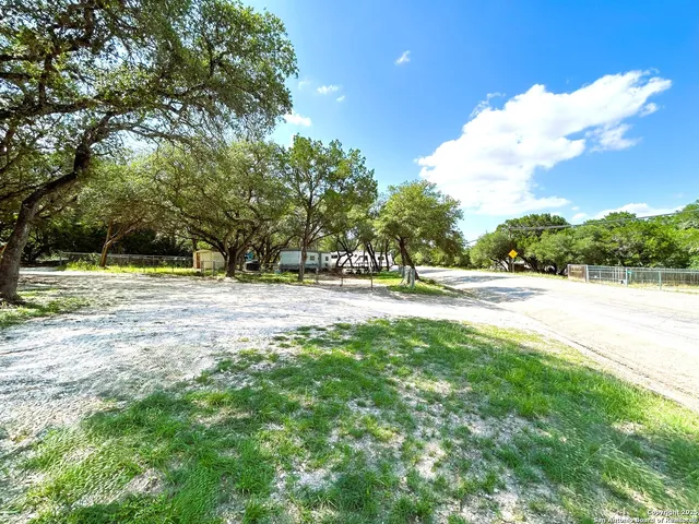 $169,900 | 12064 Park Road 37, Lakehills, TX 78063