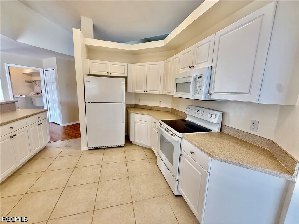 517 Peerless Circle Lehigh Acres, FL 33974 - Photo 30 of 49
