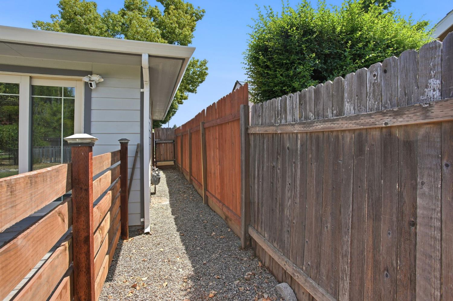 4617 Robertson Avenue Sacramento, CA 95821 - Photo 30 of 37 Gated dog run is the full length of the side of the home.
