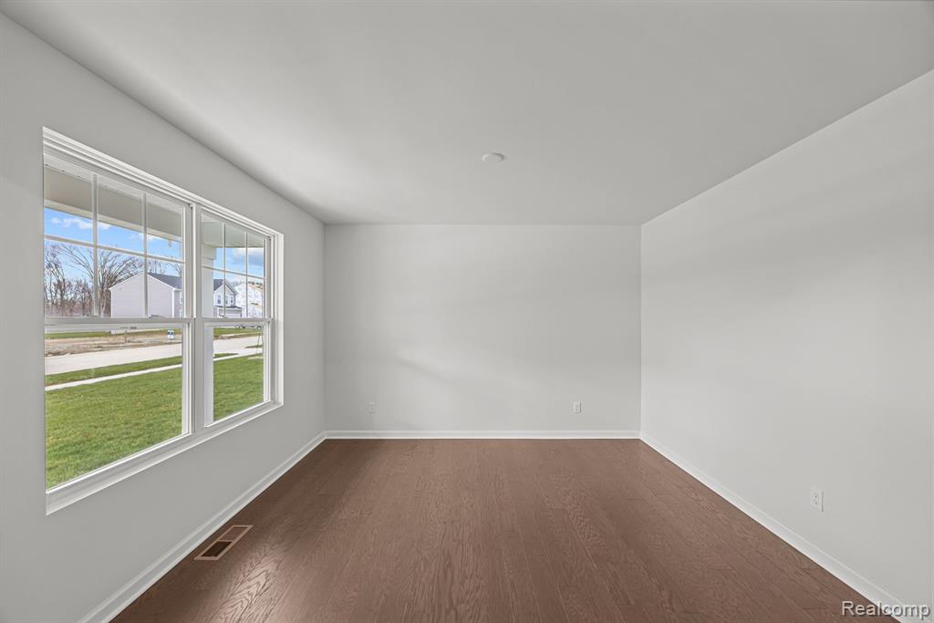 54532 Mockingbird Chesterfield, MI 48047 - Photo 12 of 33