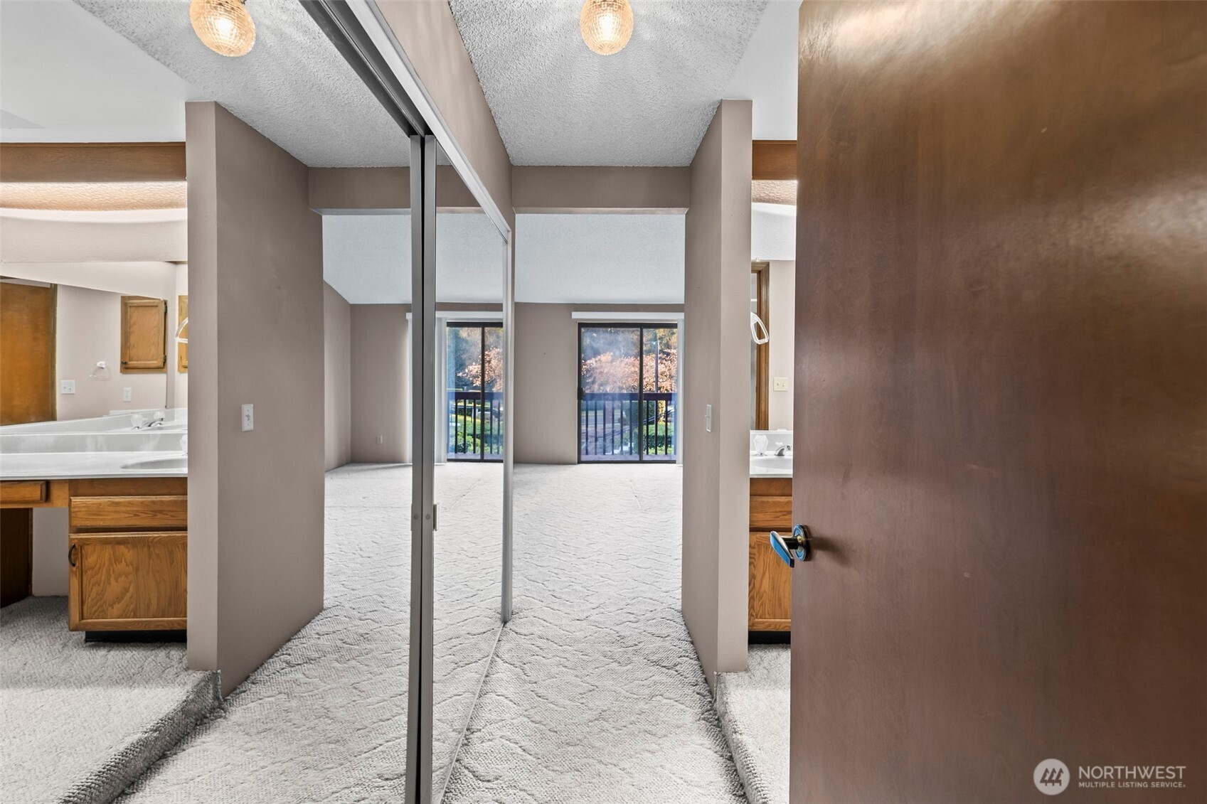 31727 47th Lane Southwest, Unit C Federal Way, WA 98023 - Photo 19 of 39 a view of an entryway with a livingroom