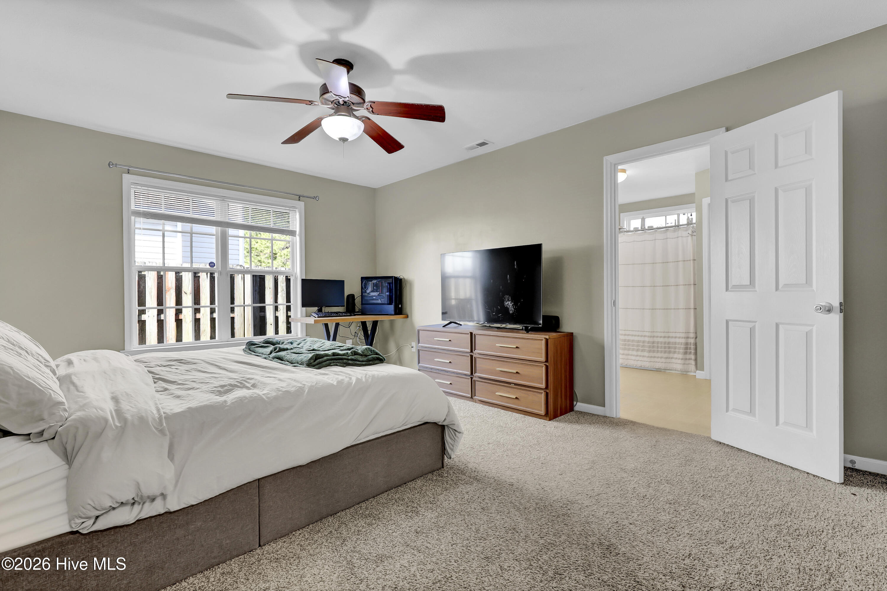 445 Spring Drive Jacksonville, NC 28540 - Photo 14 of 27 6G8A3424