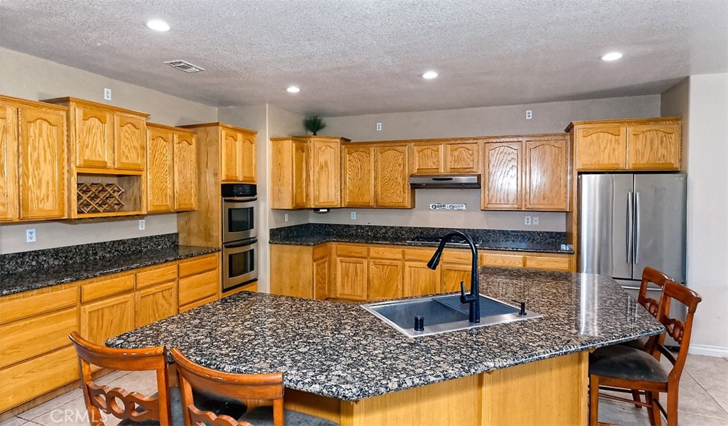 8855 Smith Road Phelan, CA 92371 - Photo 1 of 43