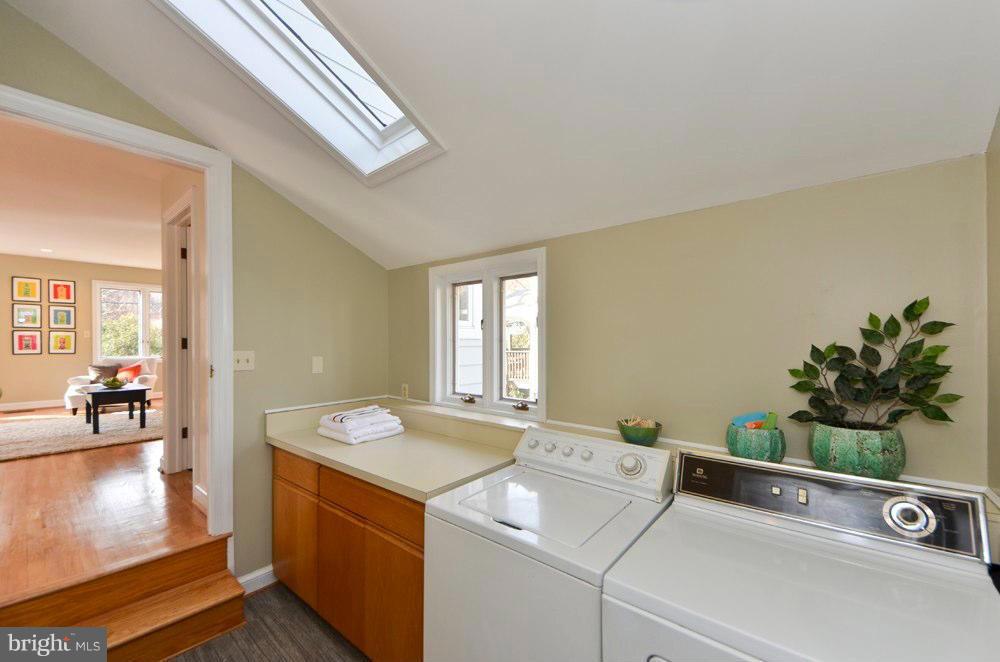 211 West George Mason Road Falls Church, VA 22046 - Photo 22 of 29 Main level laundry room