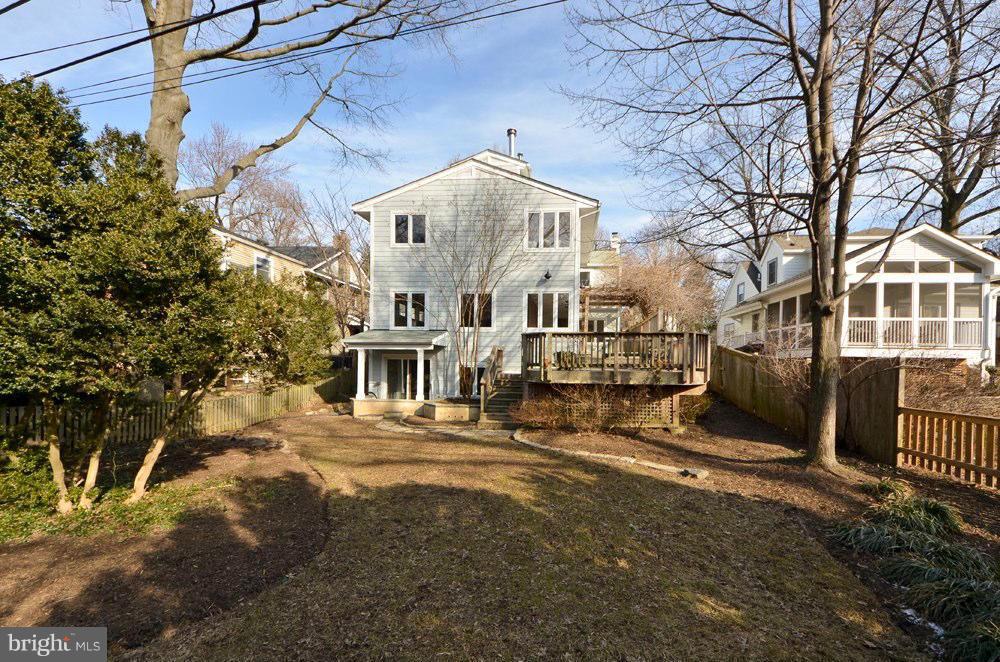 211 West George Mason Road Falls Church, VA 22046 - Photo 25 of 29 Exterior (Rear)