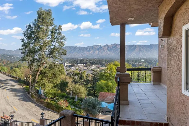 $1,650,000 | 920 Glen Oaks Boulevard, Pasadena, CA 91105