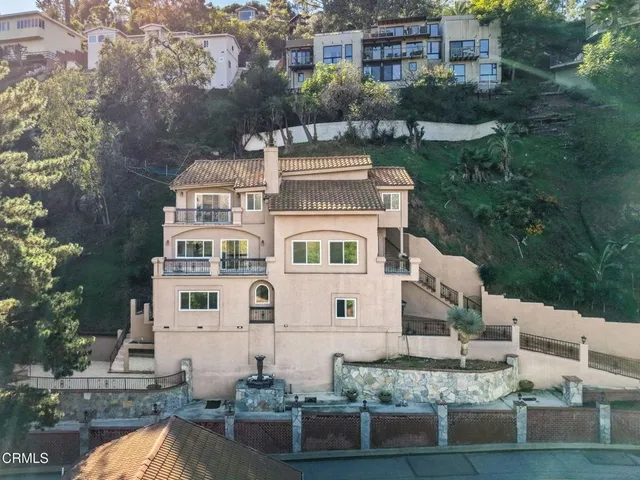 $1,650,000 | 920 Glen Oaks Boulevard, Pasadena, CA 91105