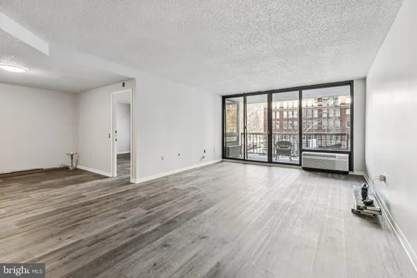 $475,000 | 241 South 6th Street, Unit 304F, Philadelphia, PA 19106