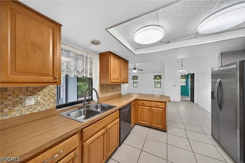 $295,000 | 2233 Southwest 4th Street, Cape Coral, FL 33991