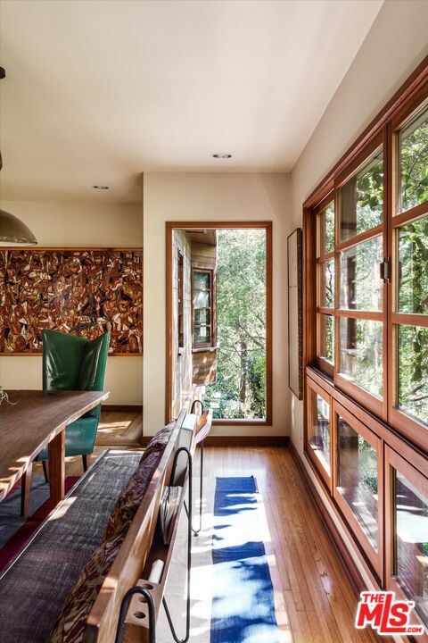 2424 Nichols Canyon Road Los Angeles, CA 90046 - Photo 11 of 57