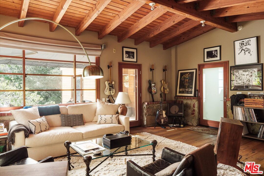 2424 Nichols Canyon Road Los Angeles, CA 90046 - Photo 39 of 57