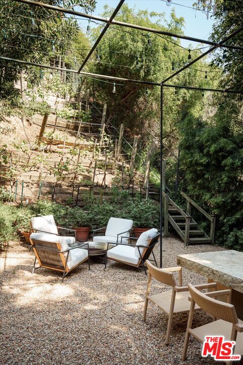 2424 Nichols Canyon Road Los Angeles, CA 90046 - Photo 50 of 57