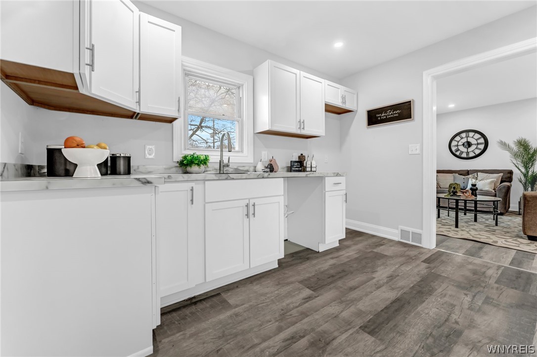 4423 Union Road Cheektowaga, NY 14225 - Photo 2 of 30
