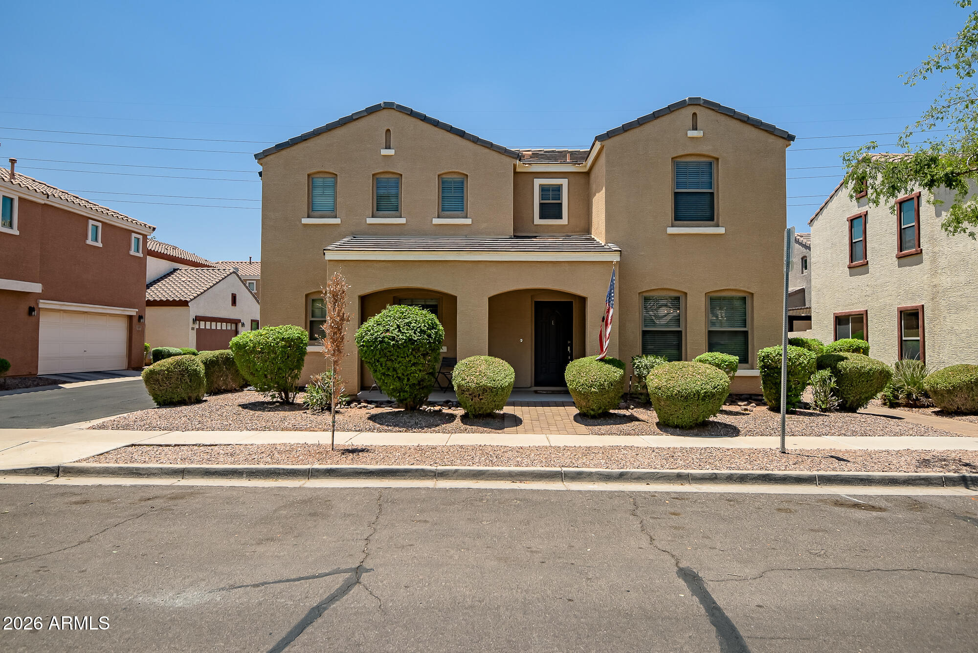 2563 East Bart Street Gilbert, AZ 85295 - Photo 5 of 28