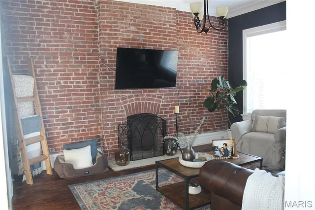 $310,000 | 2632 Tennessee Avenue, St. Louis, MO 63118