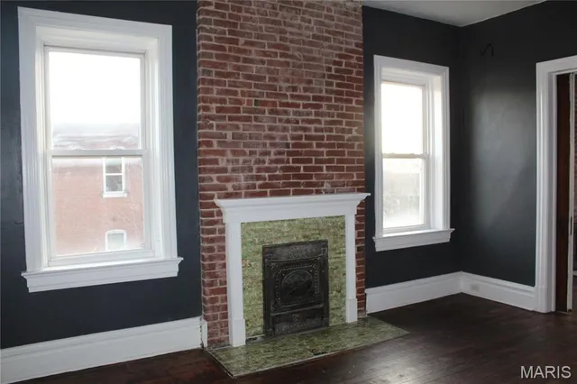 $310,000 | 2632 Tennessee Avenue, St. Louis, MO 63118