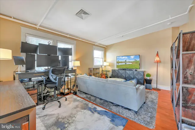 $459,500 | 145 East King Street, Unit 401, Lancaster, PA 17602