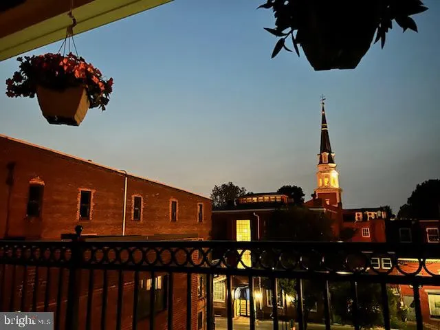 $459,500 | 145 East King Street, Unit 401, Lancaster, PA 17602