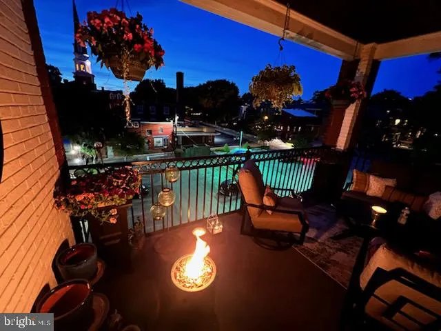 $459,500 | 145 East King Street, Unit 401, Lancaster, PA 17602