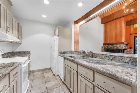 $549,000 | 1001 Commonwealth Drive, Unit 49, Kings Beach, CA 96143