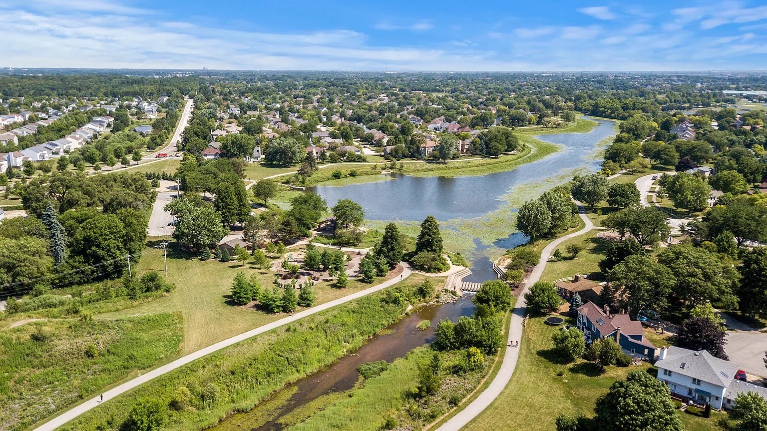 2245 Lakeside Drive Aurora, IL 60504 - Photo 26 of 32 an aerial view of residential houses with outdoor space