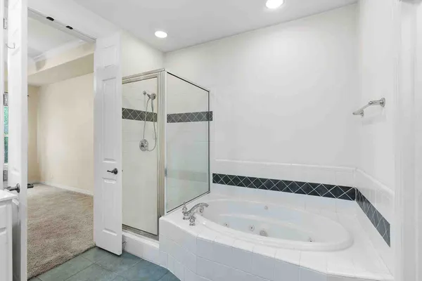 $2,750 | 5800 Courtyard Drive, Unit 2, Austin, TX 78731