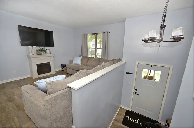 $249,900 | 1403 Dakota Drive, Ottawa, IL 61350