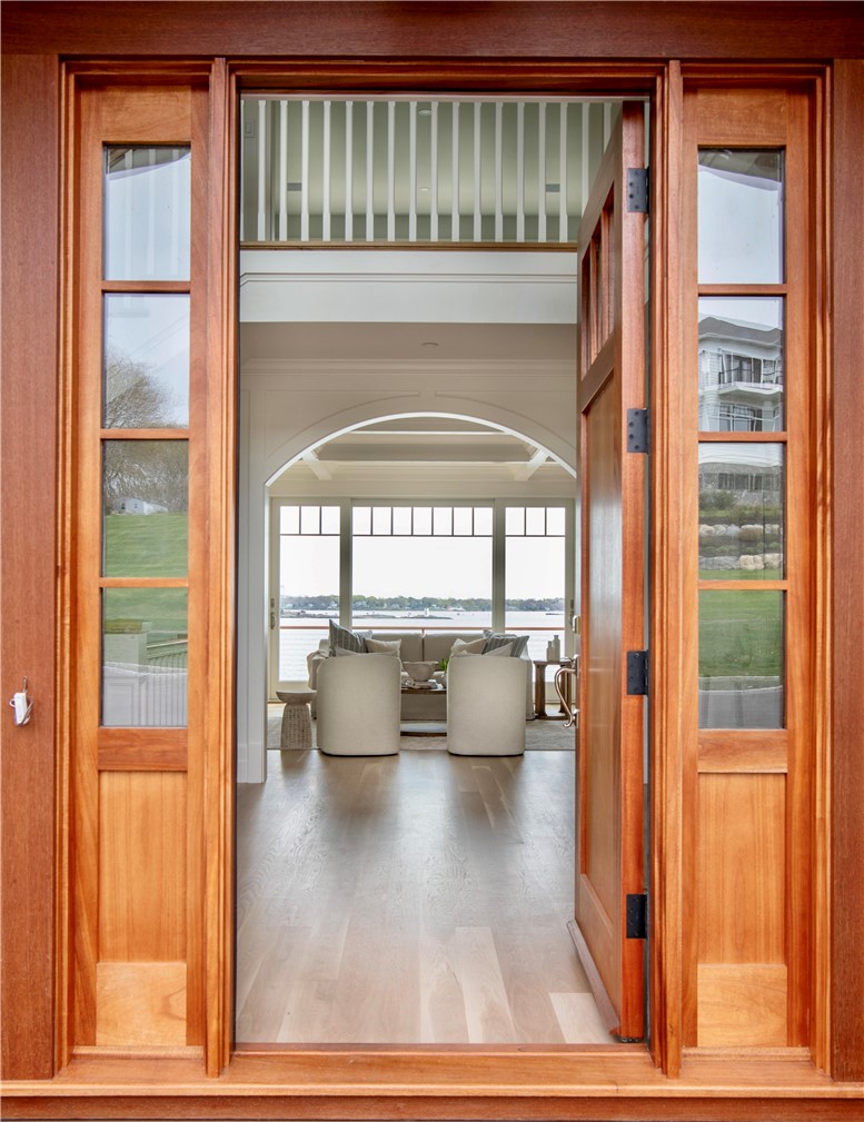 19 Sea Ridge Drive Narragansett, RI 02874 - Photo 3 of 41