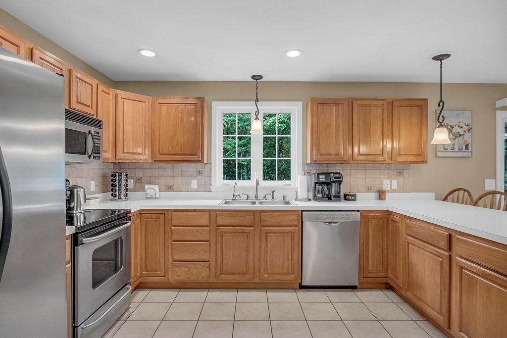 41 Campbell Street Rutland, MA 01543 - Photo 16 of 36 Gallery Image 16