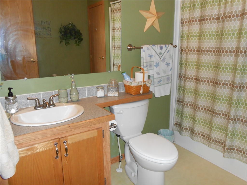 6390 Snake Trail Road Charleston, IL 61920 - Photo 5 of 23