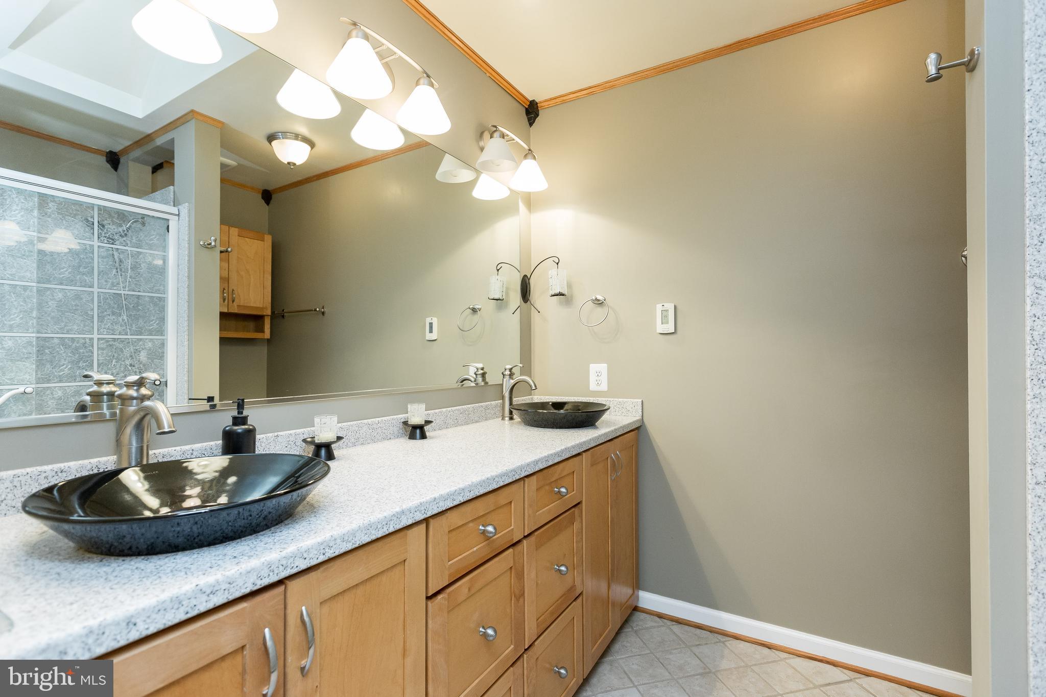 5806 Canvasback Road Burke, VA 22015 - Photo 14 of 43 En suite private bath with dual sinks