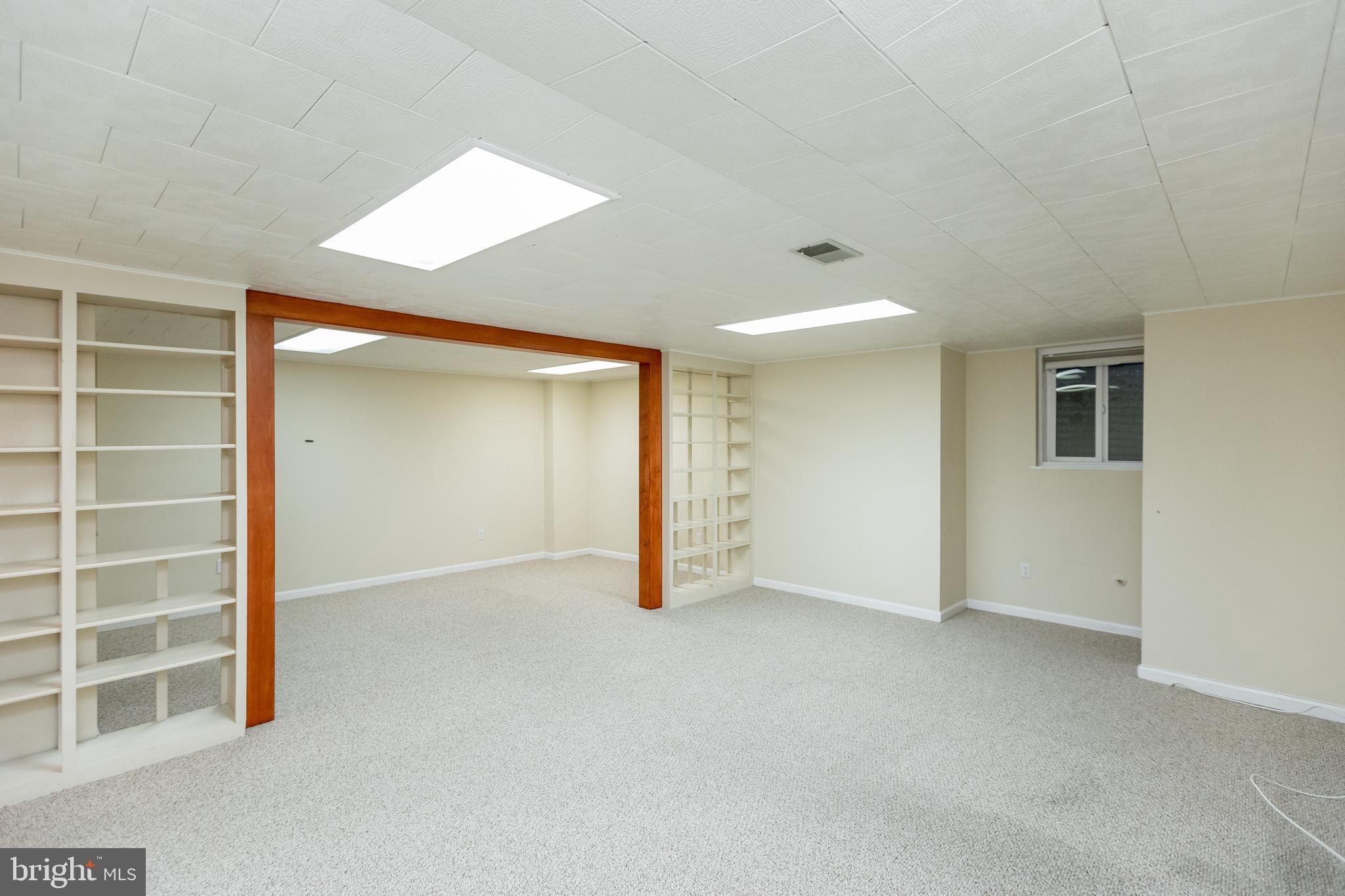 5806 Canvasback Road Burke, VA 22015 - Photo 31 of 43 Multiple uses are ready for you