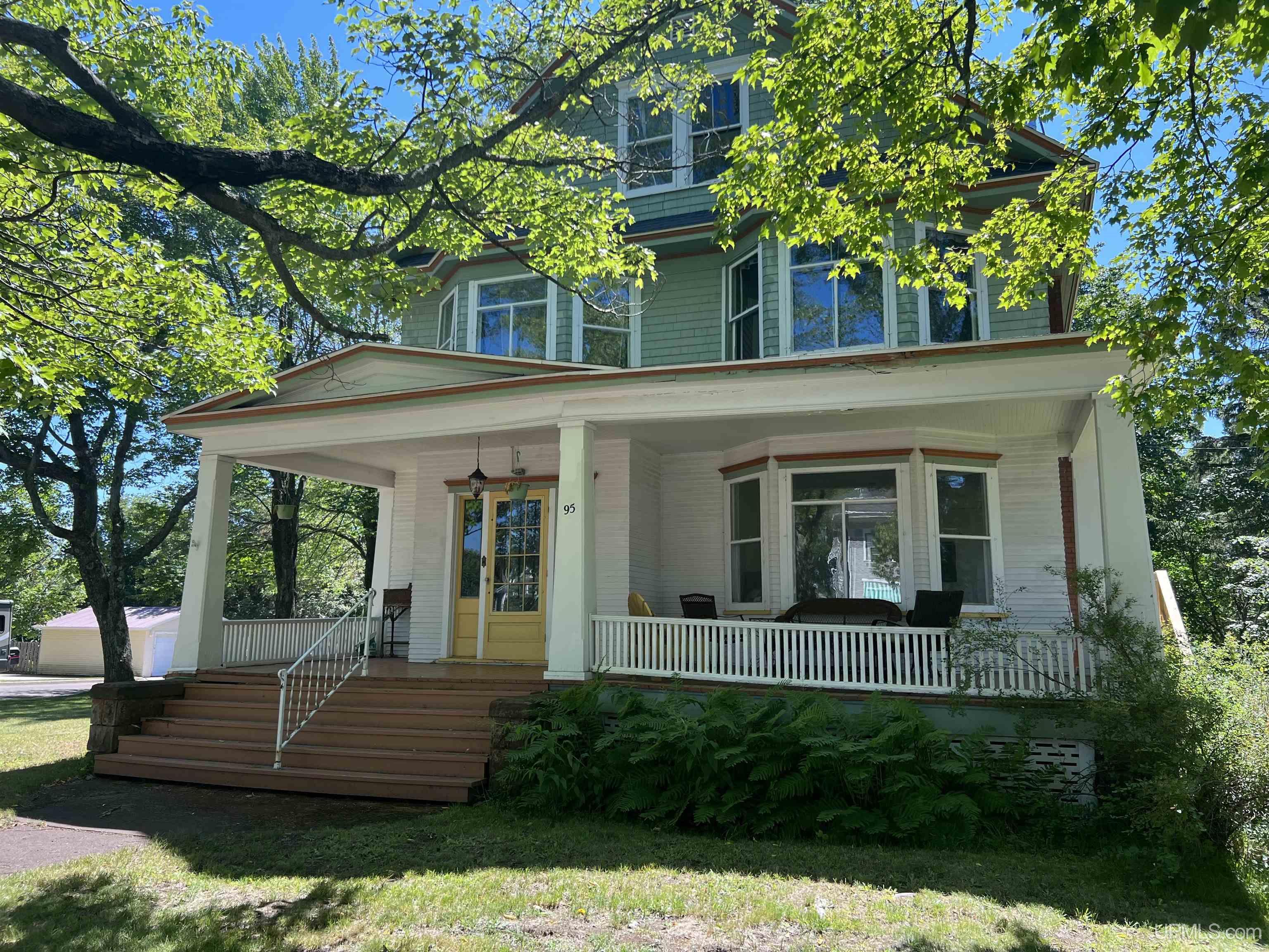 95 3rd Street Laurium, MI 49913 - Photo 1 of 38