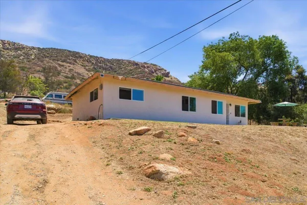 $1,140,000 | 11305 Rocky Lane, Lakeside, CA 92040