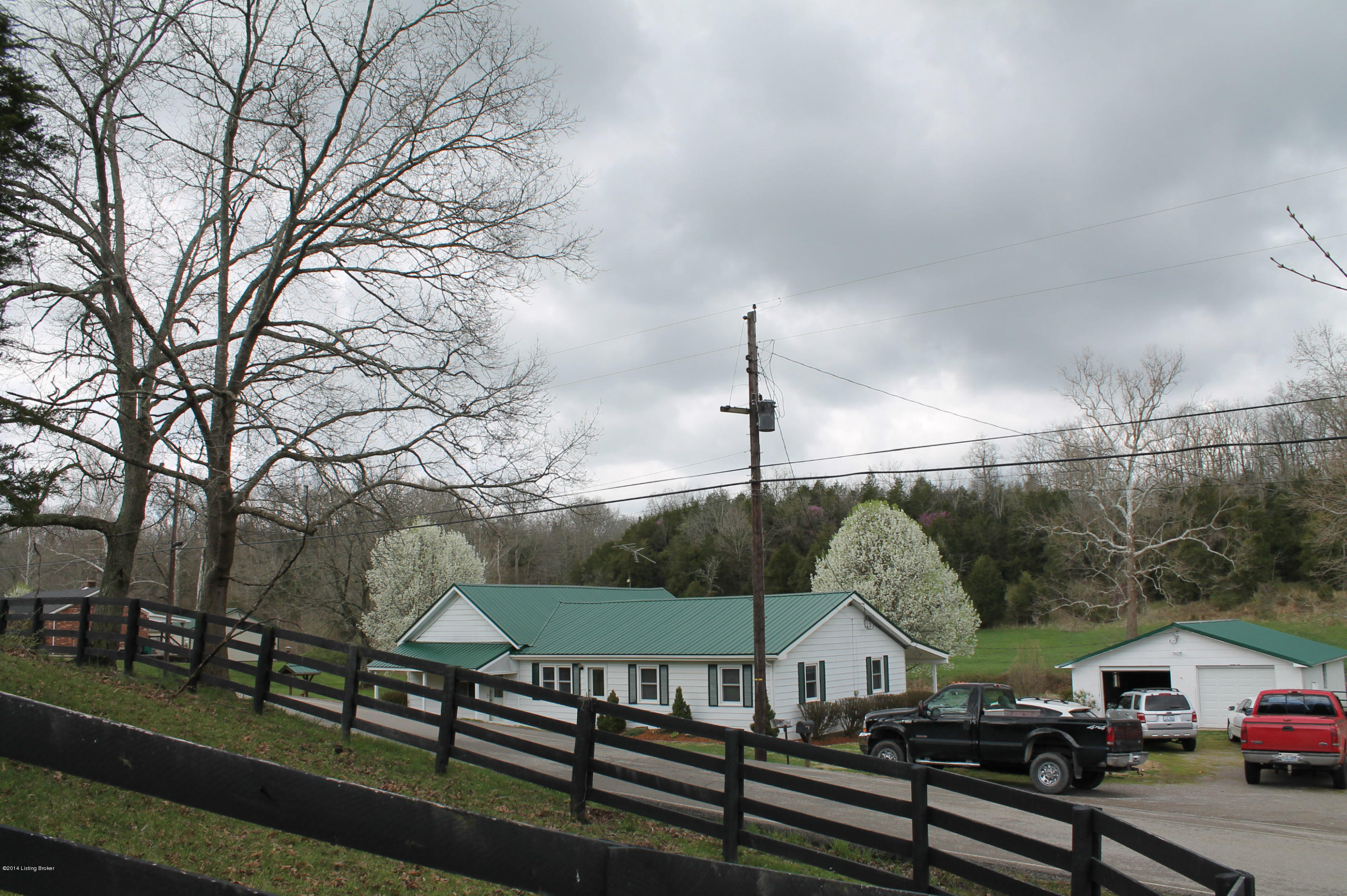 9900 Broad Run Road Louisville, KY 40299 - Photo 6 of 73 IMG_2054