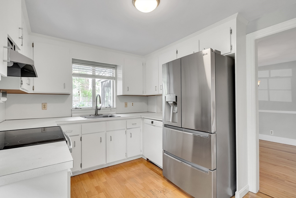 148 Cedar Street Lexington, MA 02421 - Photo 15 of 38