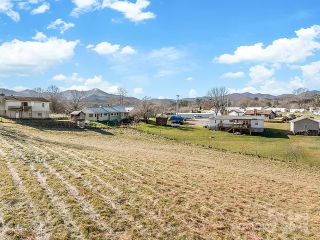 $329,900 | 71 Lower Glady Fork Road, Candler, NC 28715