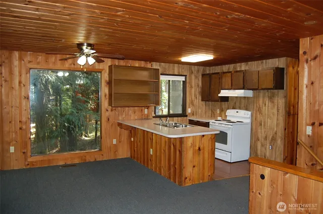 $335,000 | 100 North Duckabush Drive, Hoodsport, WA 98548