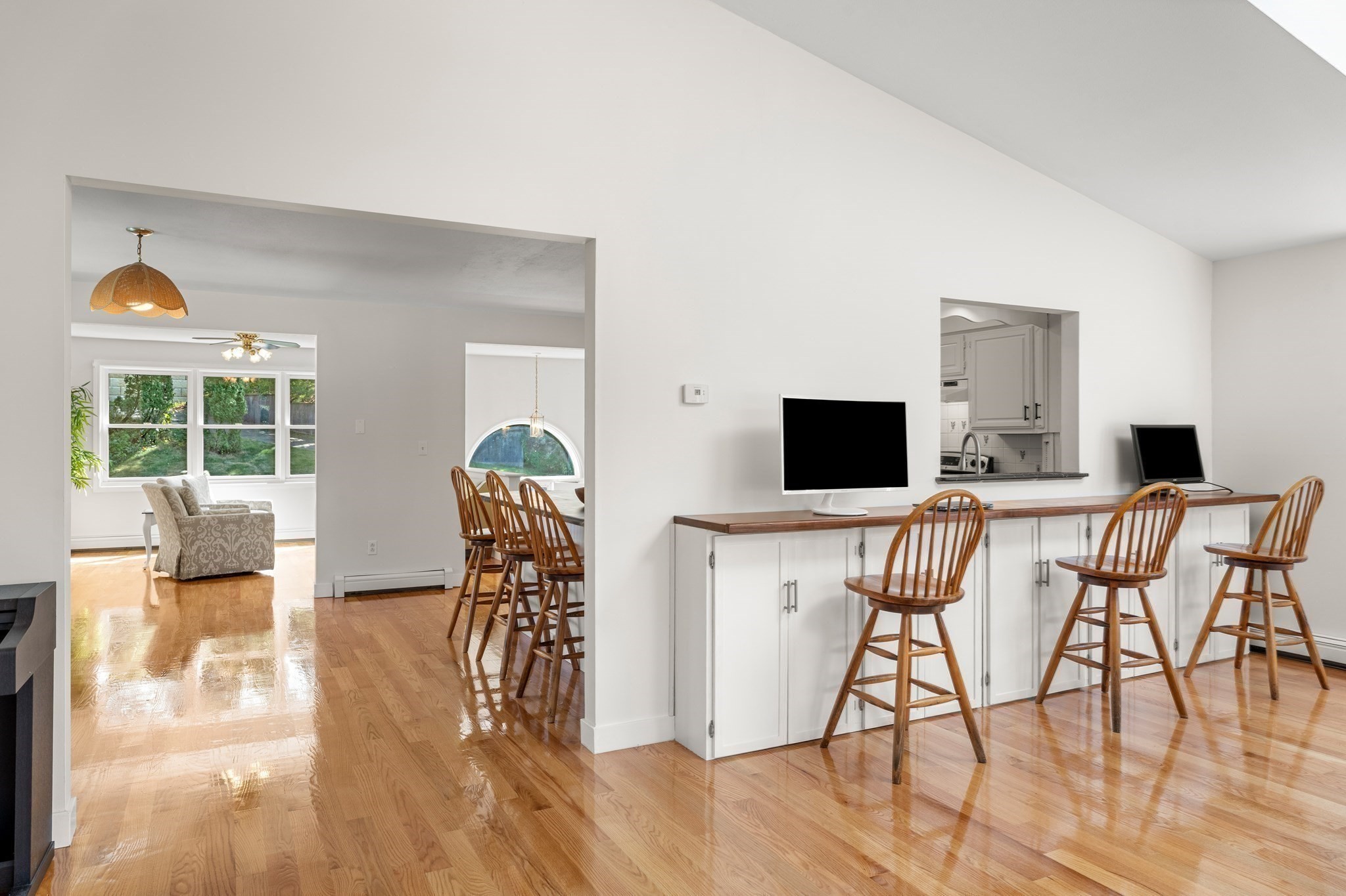 110 Bridge Street Hamilton, MA 01982 - Photo 18 of 42 Gallery Image 18